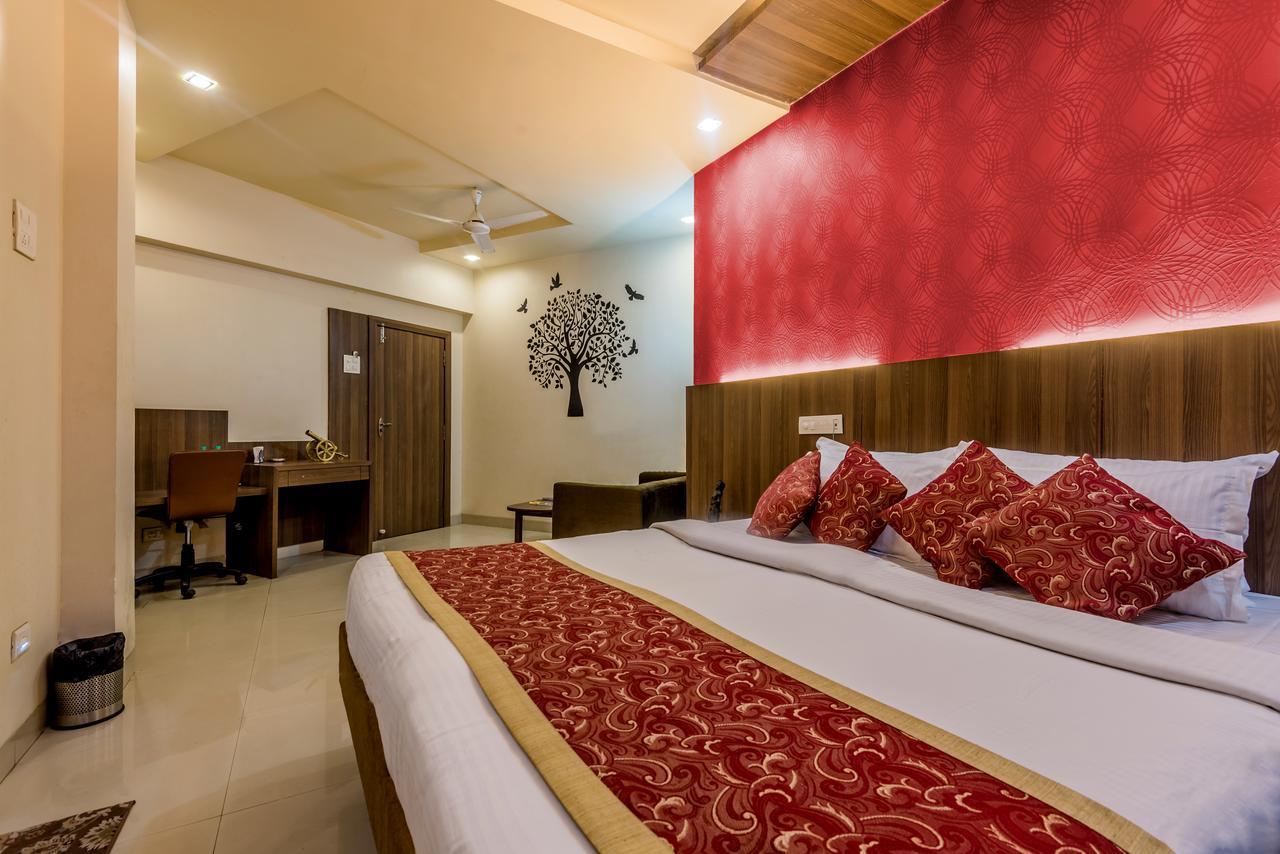 Hotel Panchratna Panvel Εξωτερικό φωτογραφία