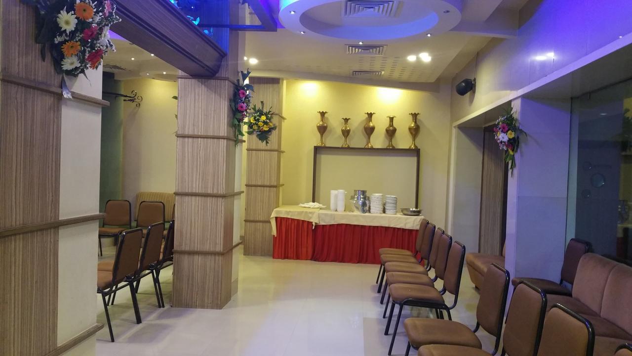 Hotel Panchratna Panvel Εξωτερικό φωτογραφία