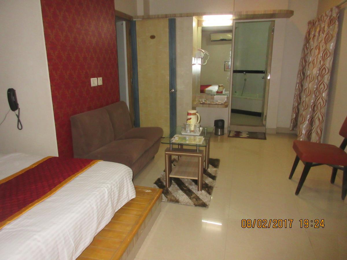 Hotel Panchratna Panvel Εξωτερικό φωτογραφία