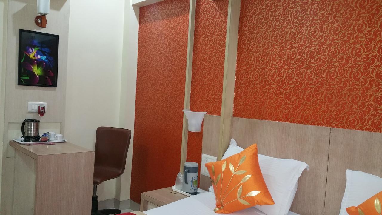 Hotel Panchratna Panvel Εξωτερικό φωτογραφία